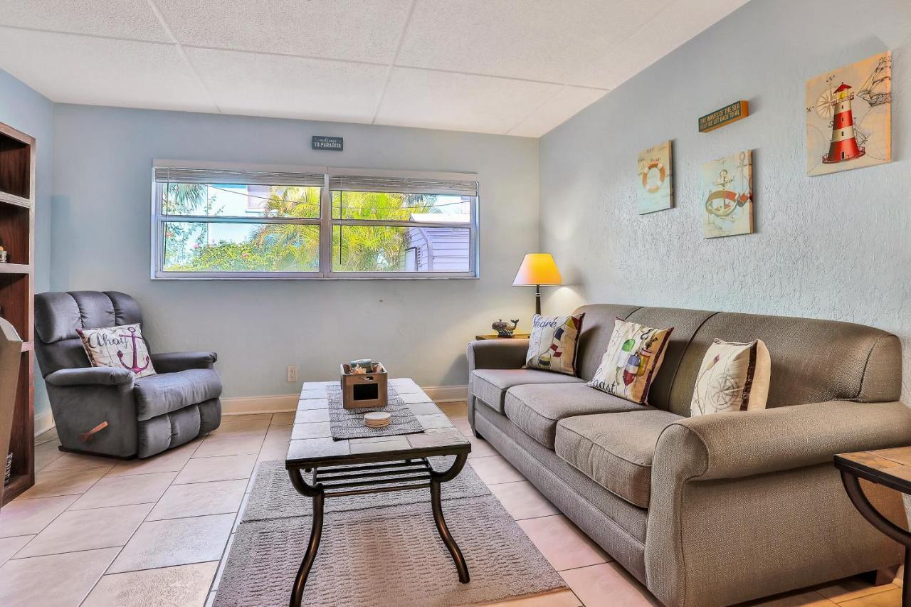 קייפ קנוורל Brista Del Mar Condos חדר תמונה